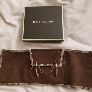 14kt yellow gold 1.5" long earrings